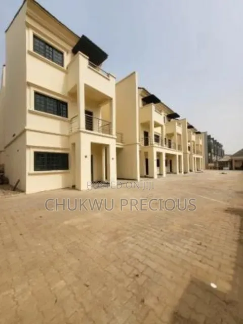 4bdrm Townhouse/Terrace in Happy Place, Kuje for sale