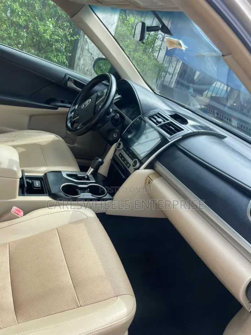 Toyota Camry 2013 Gold