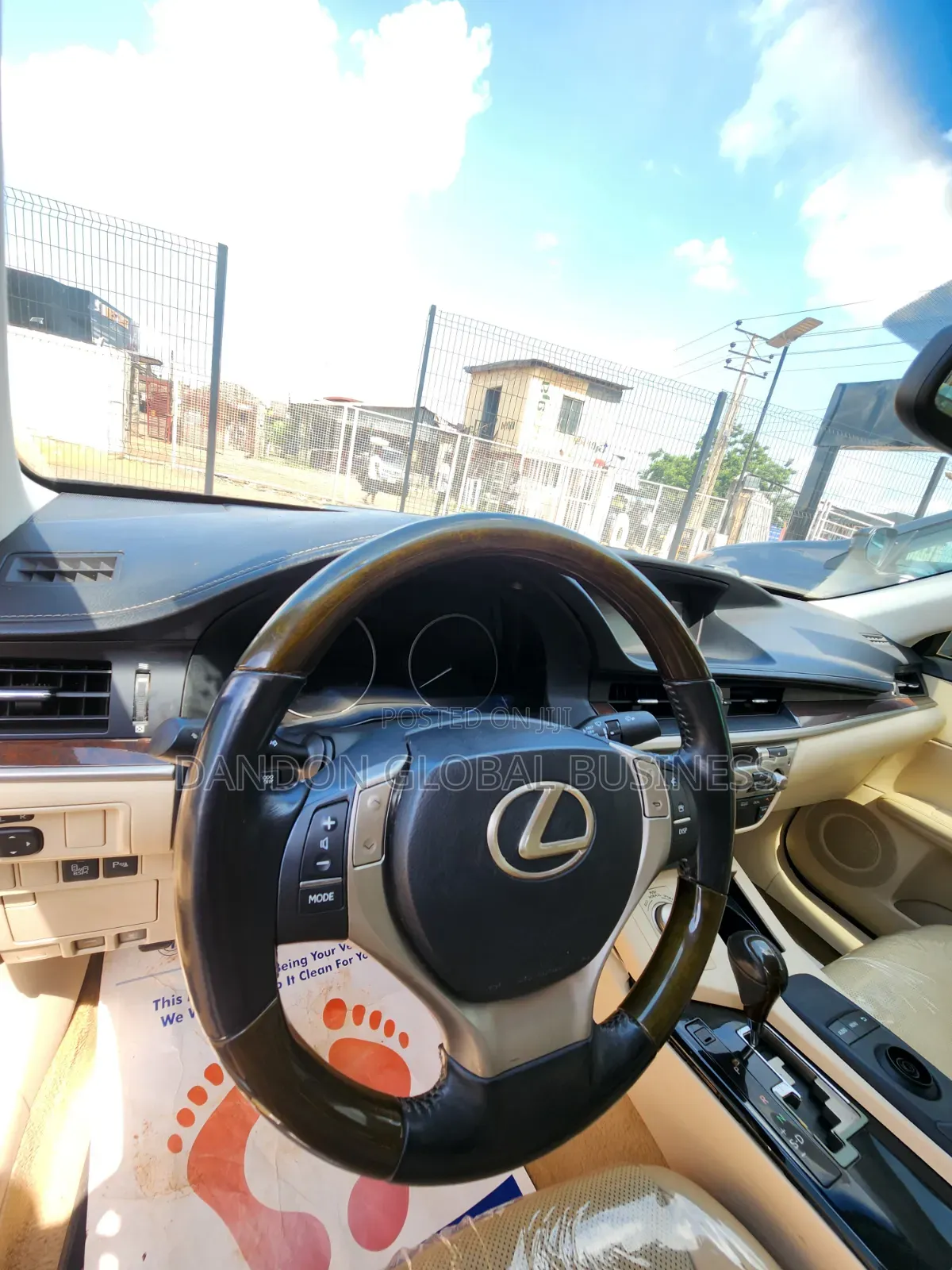 Lexus ES 2014 Brown