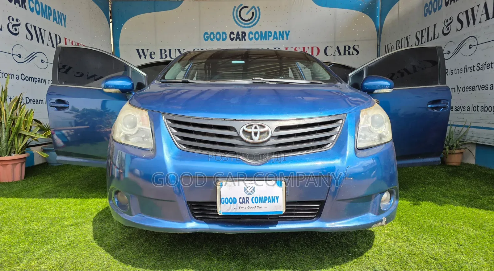 Toyota Avensis 2014 Blue