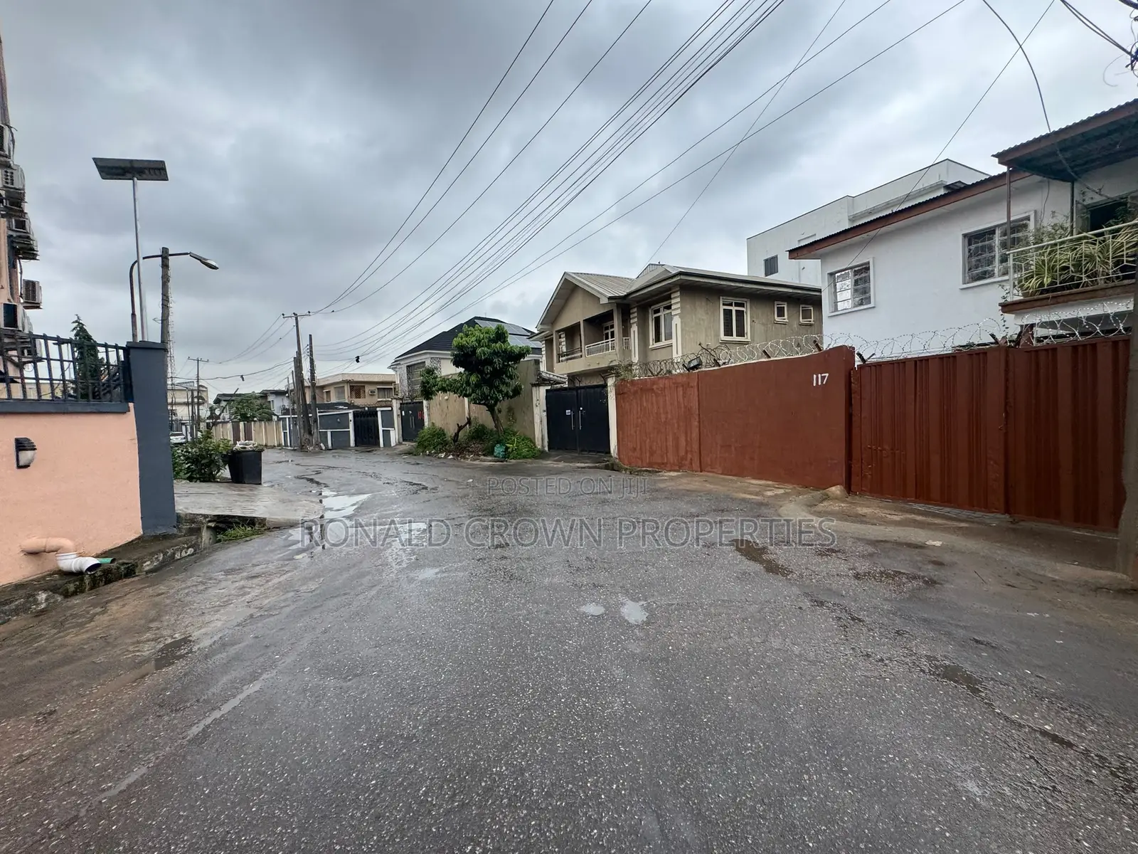 2bdrm Bungalow in Bye Pass Ilupeju for sale