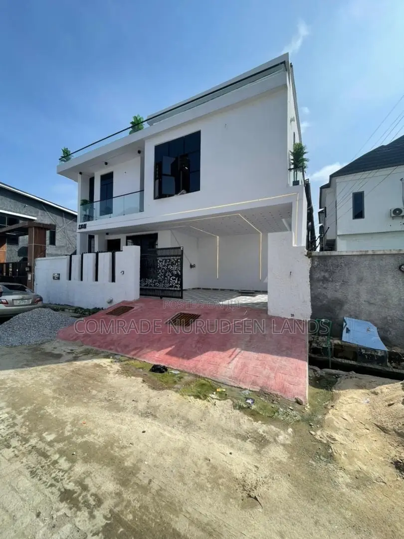 4bdrm Duplex in Ikota for rent