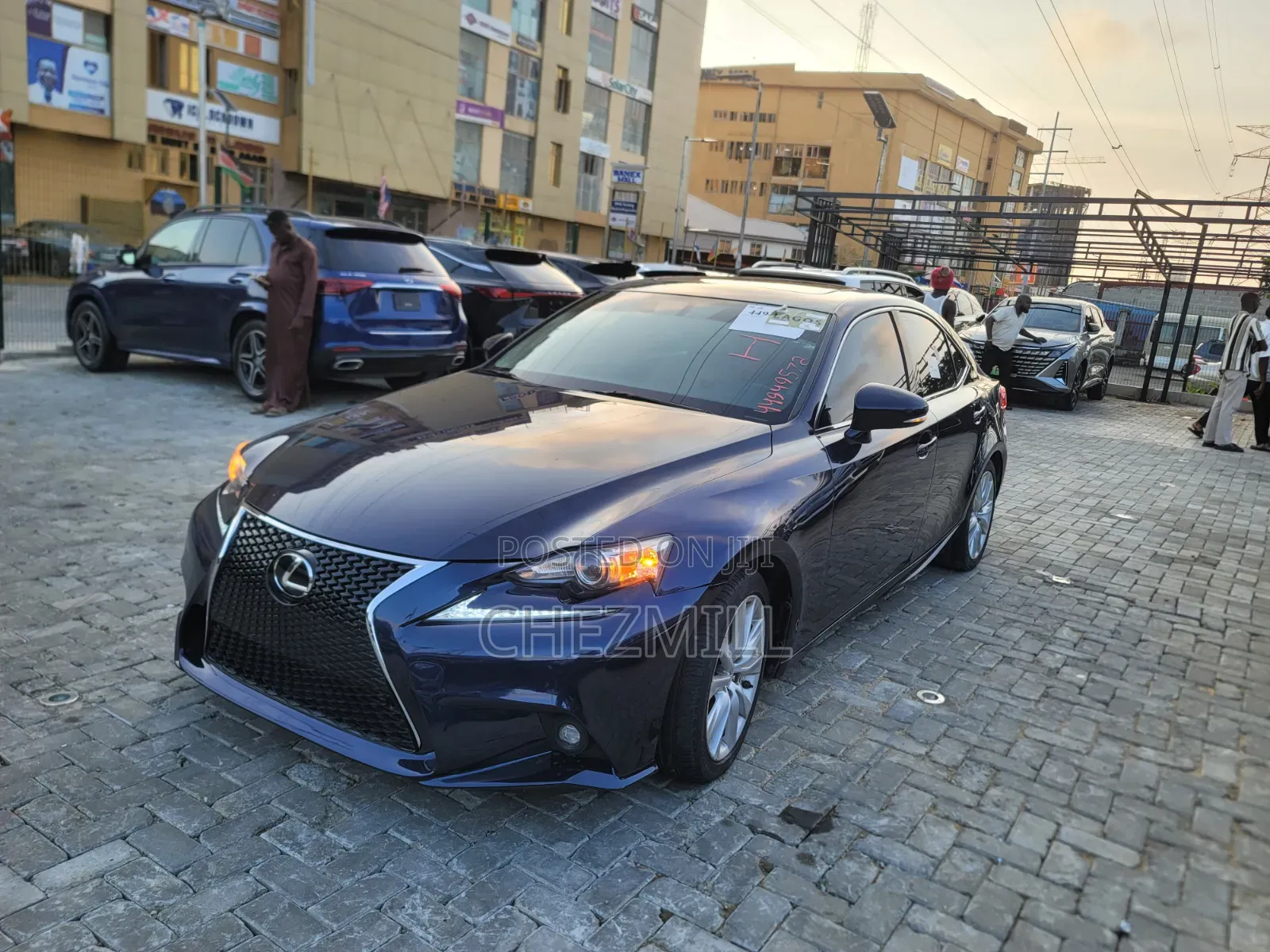 Lexus IS 2015 Blue
