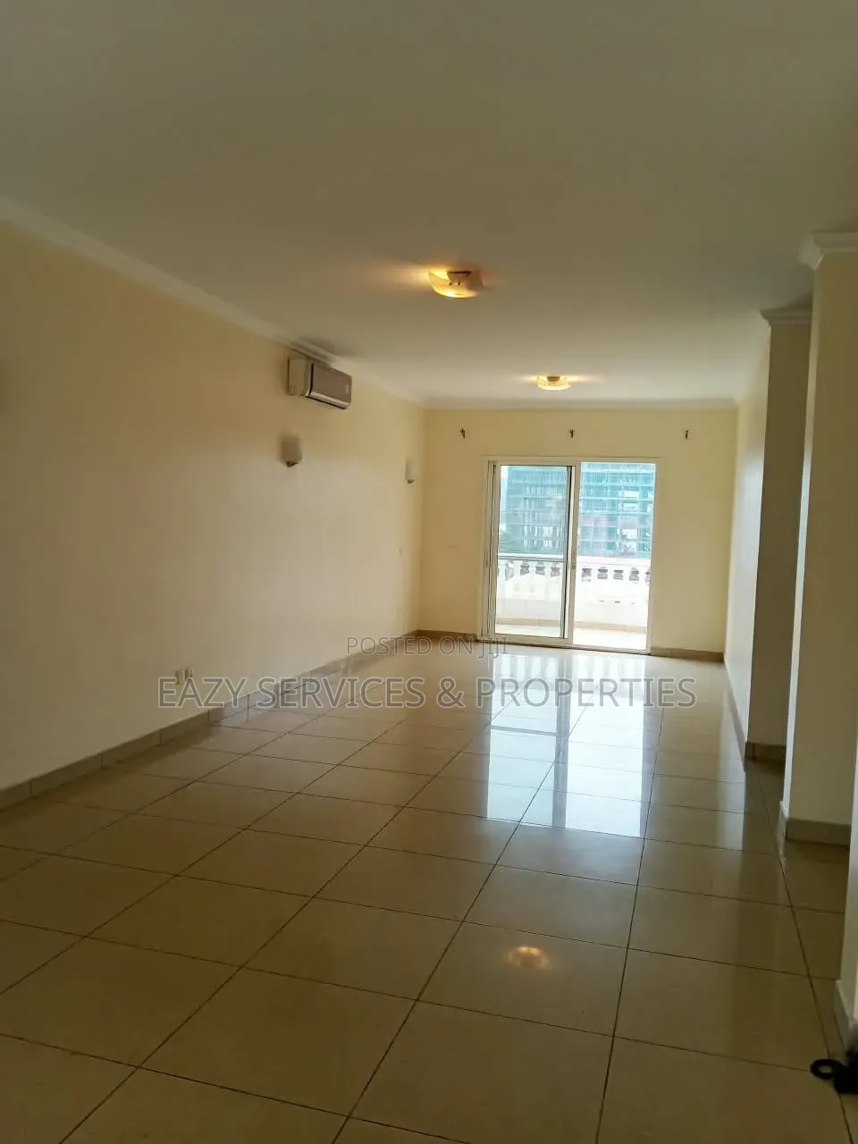 4bdrm Apartment in Banana Island Road for rent