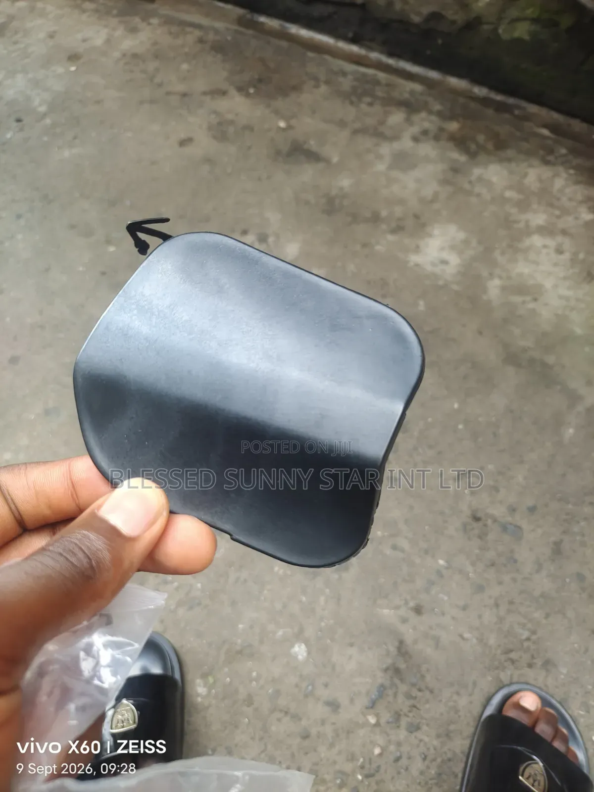 Toyota Cover Nissan Xtrail or Rouge