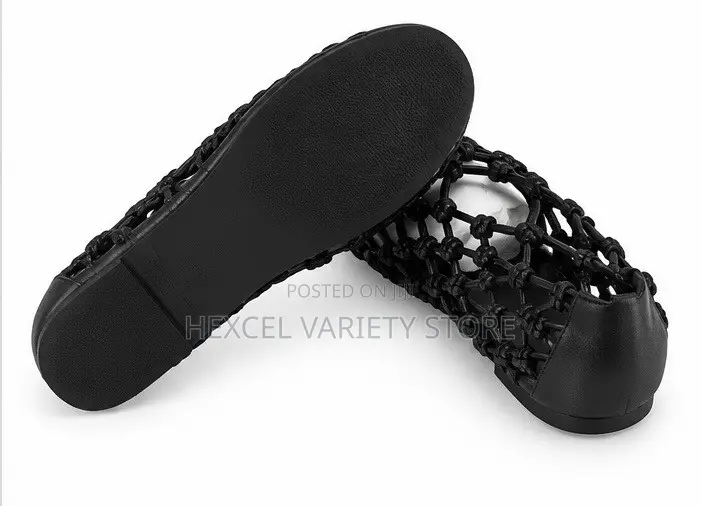 Ladies Stylish Woven Cage Ballet Flats