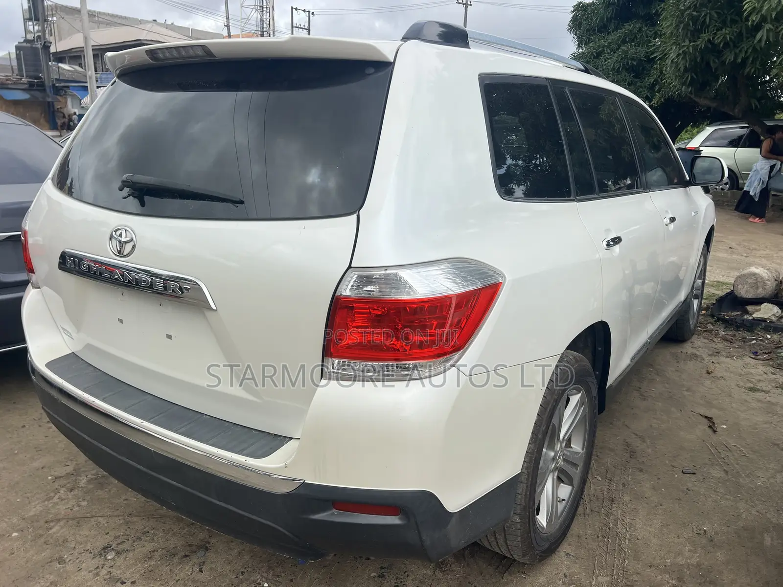 Toyota Highlander Limited 3.5L 2WD 2013 White