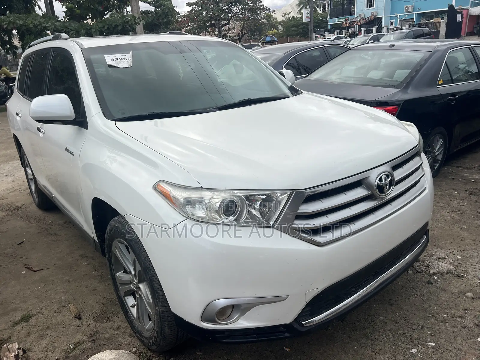 Toyota Highlander Limited 3.5L 2WD 2013 White