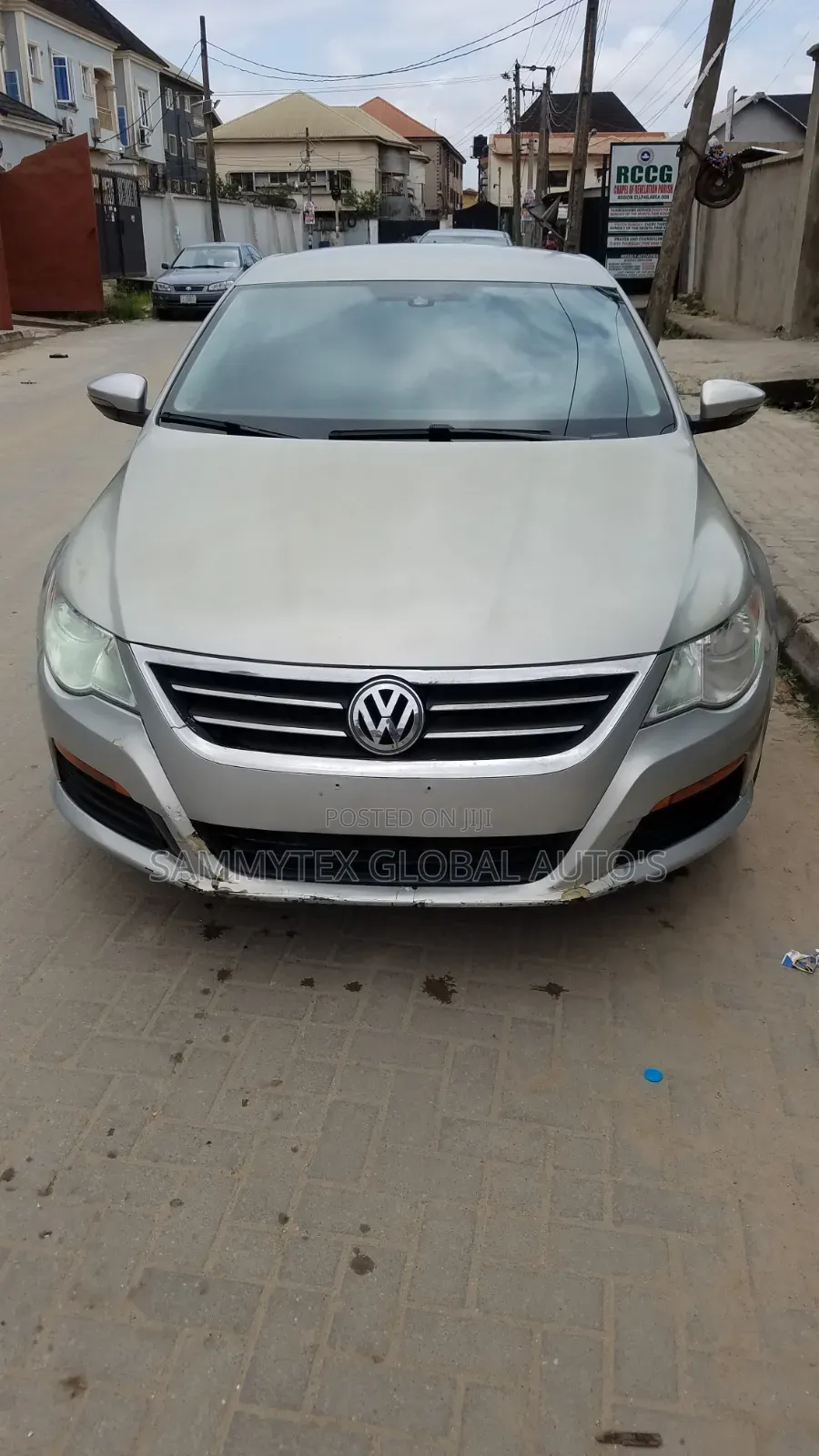 Volkswagen Passat 2010 Silver