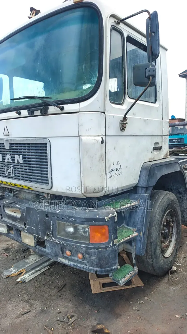 MAN Truck 10 Tyres (Cab and Chassis) Tokunbo