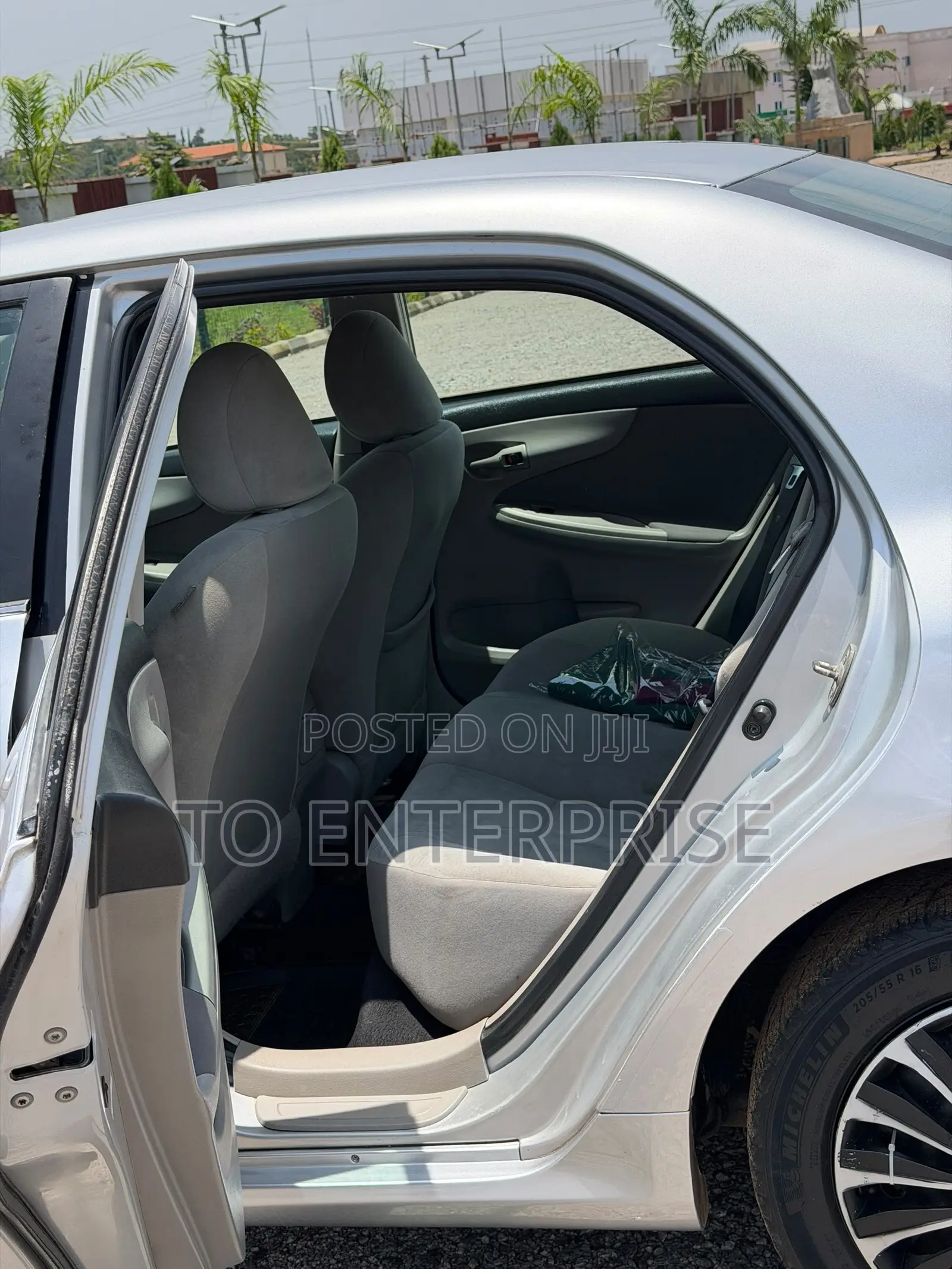 Toyota Corolla 2013 Silver