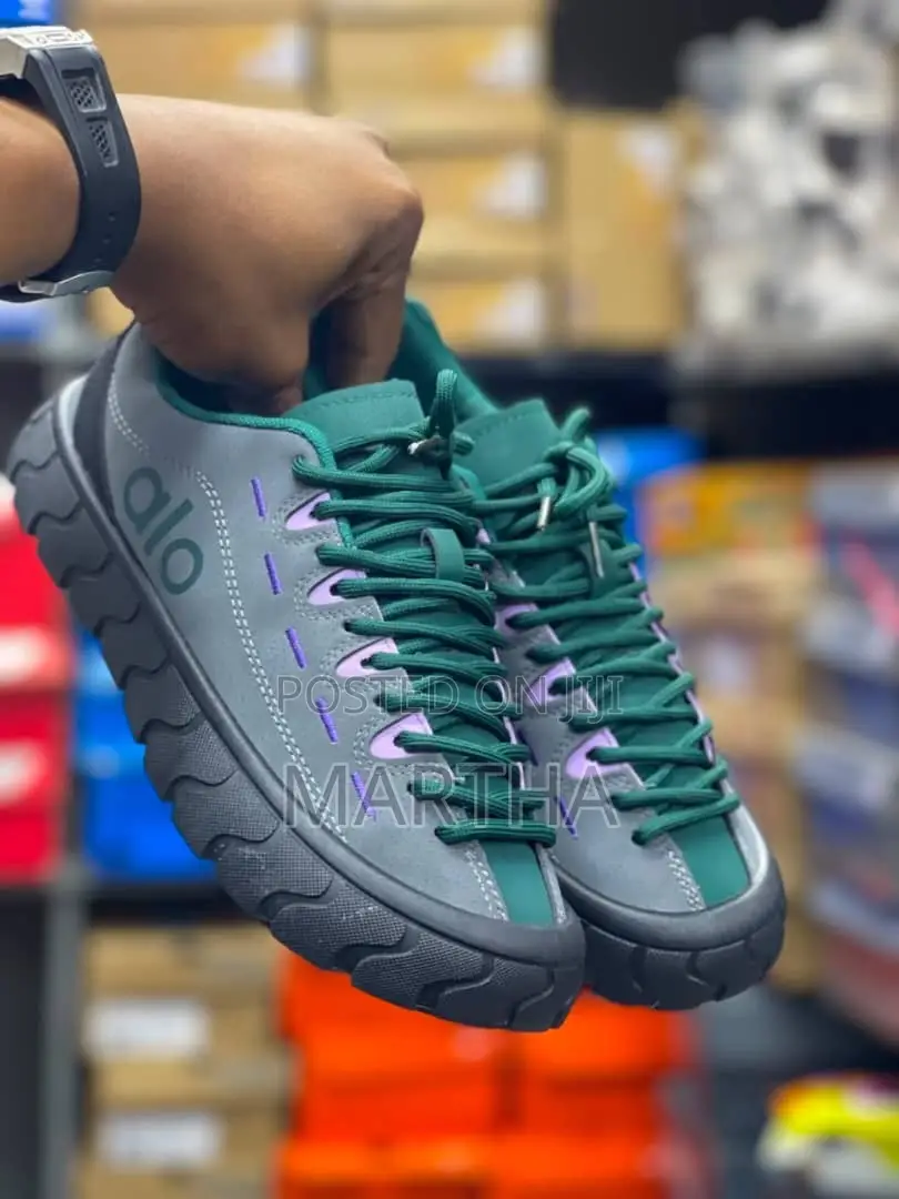 Beautiful Alo Sneakers