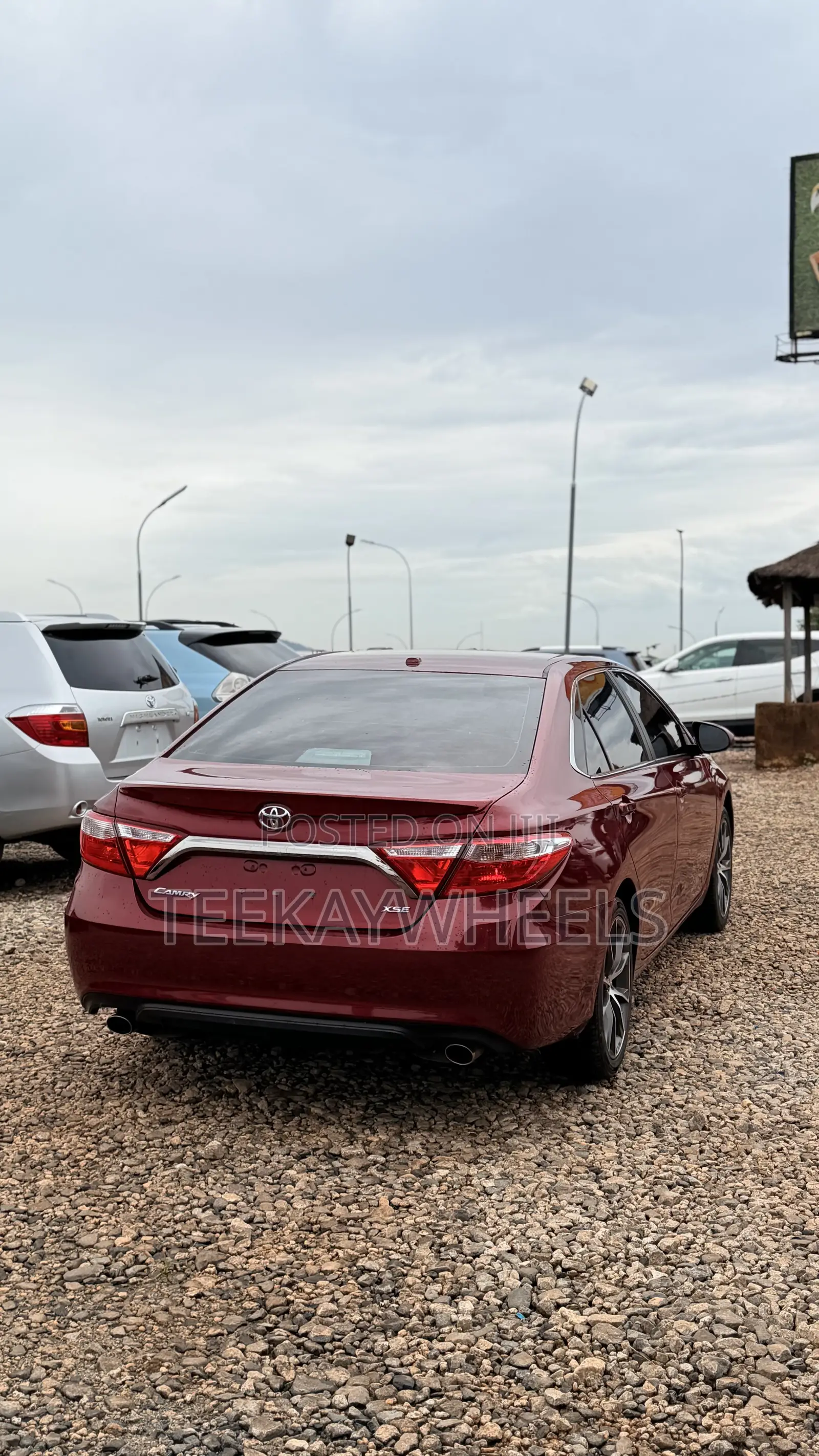 Toyota Camry XSE V6 4dr Sedan (3.5L 6cyl 6A) 2016 Red