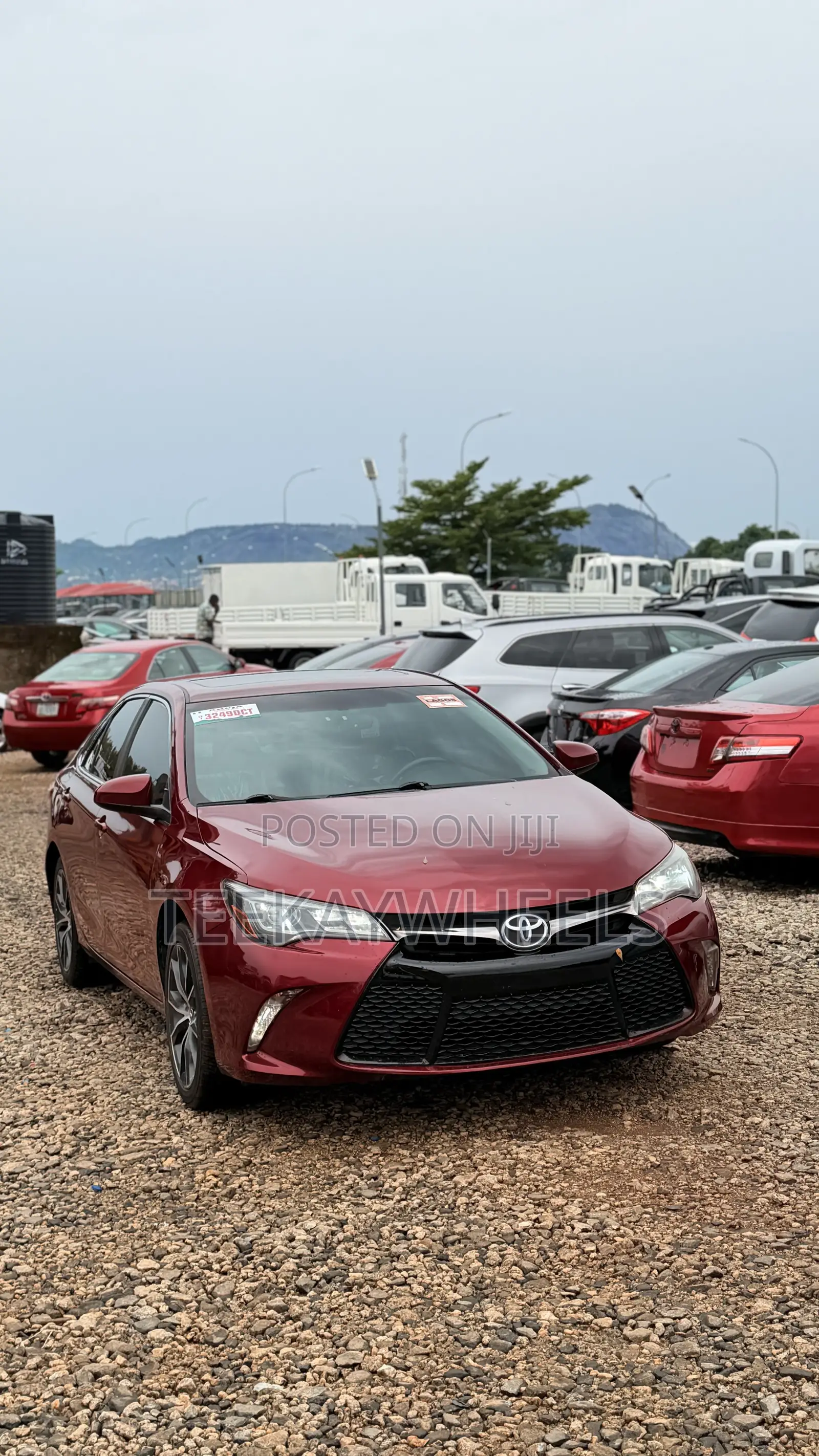 Toyota Camry XSE V6 4dr Sedan (3.5L 6cyl 6A) 2016 Red