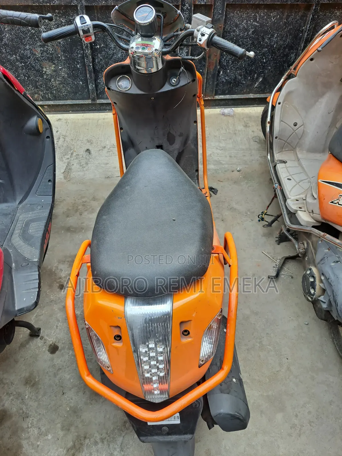 Daelim Bonita 50 2015 Orange
