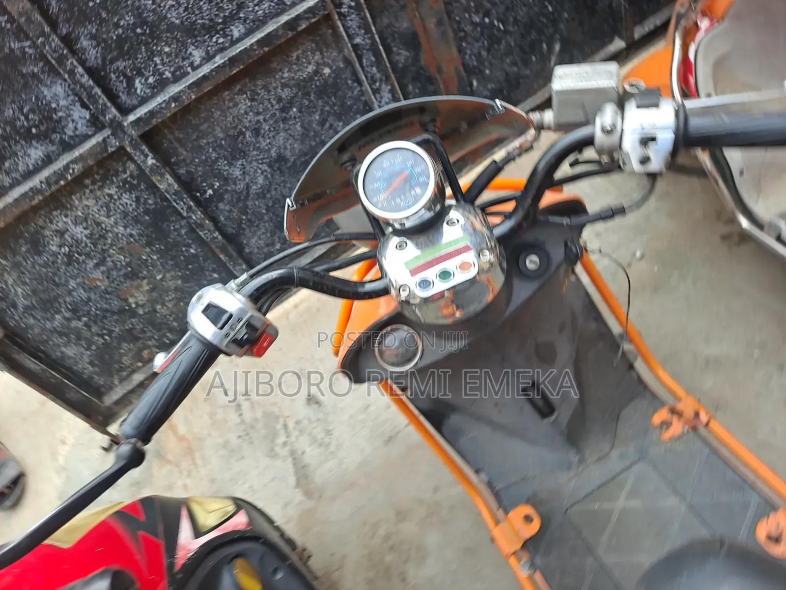 Daelim Bonita 50 2015 Orange