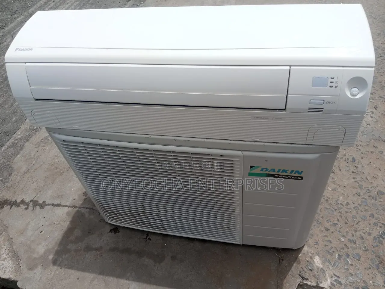 Fair Used 1.5hp Daikin Inverter AC
