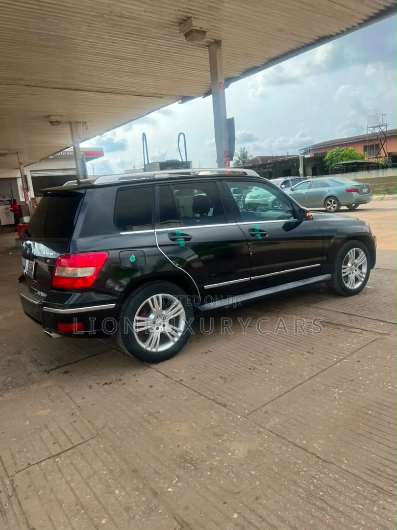 Mercedes-Benz GLK-Class 2011 Black