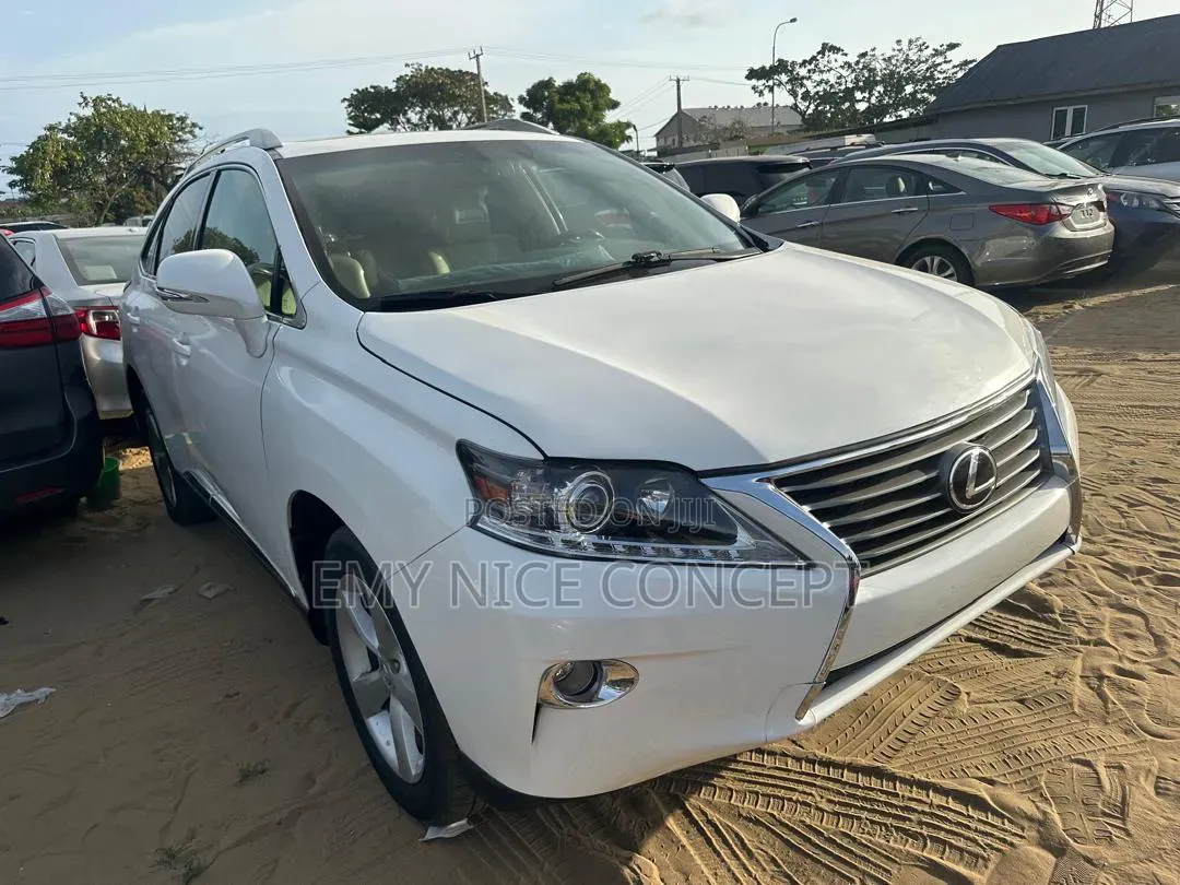 Lexus RX 350 FWD 2013 White