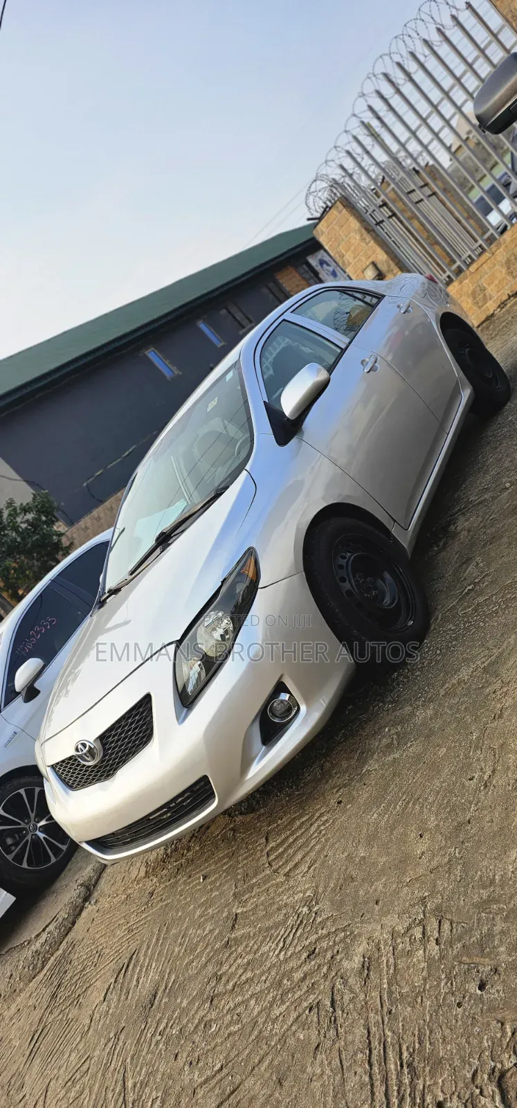 Toyota Corolla LE 4dr Sedan (1.8L 4 cyl 4A) 2009 Silver