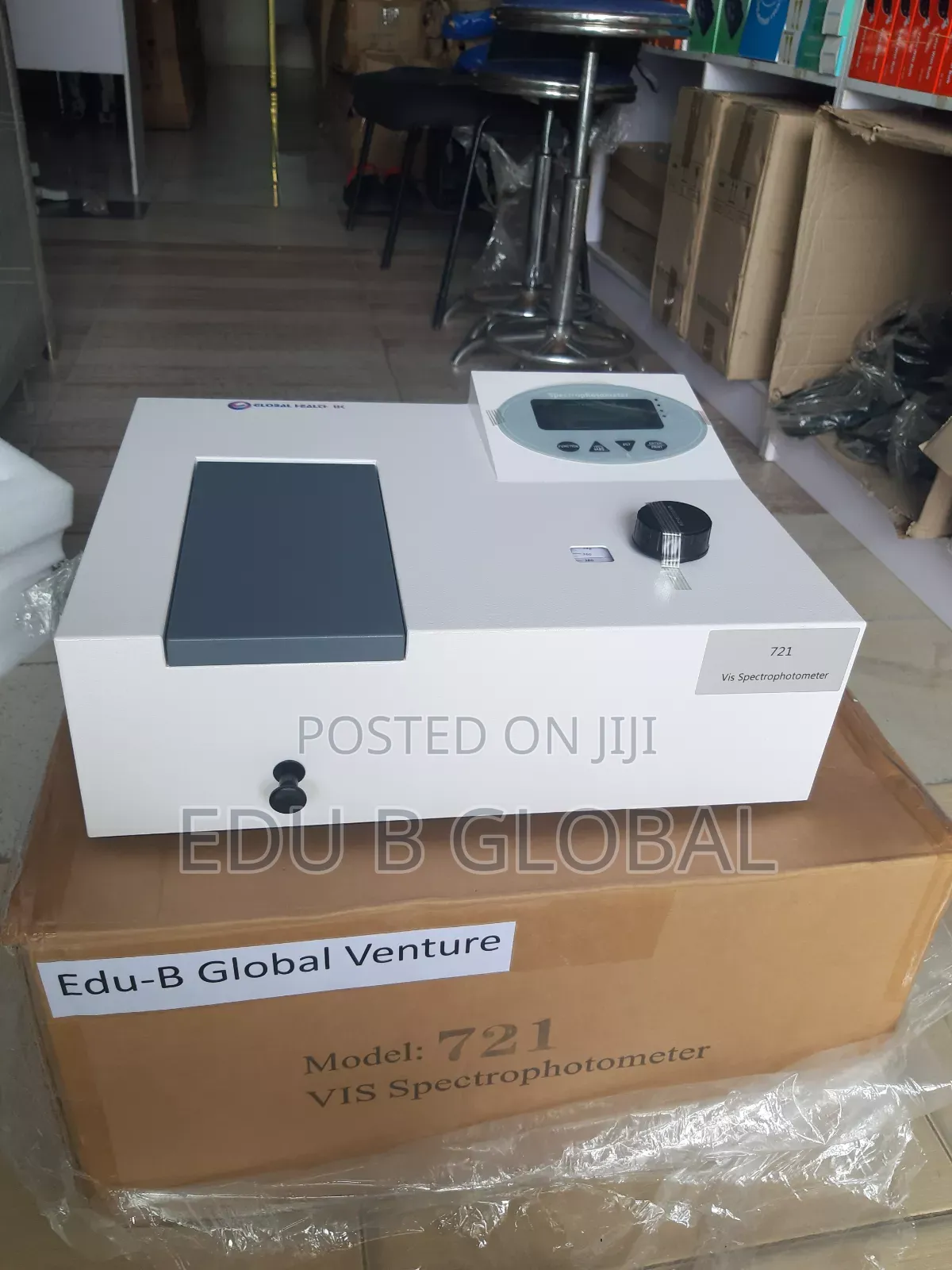 Spectrophotometer ( Model 721)