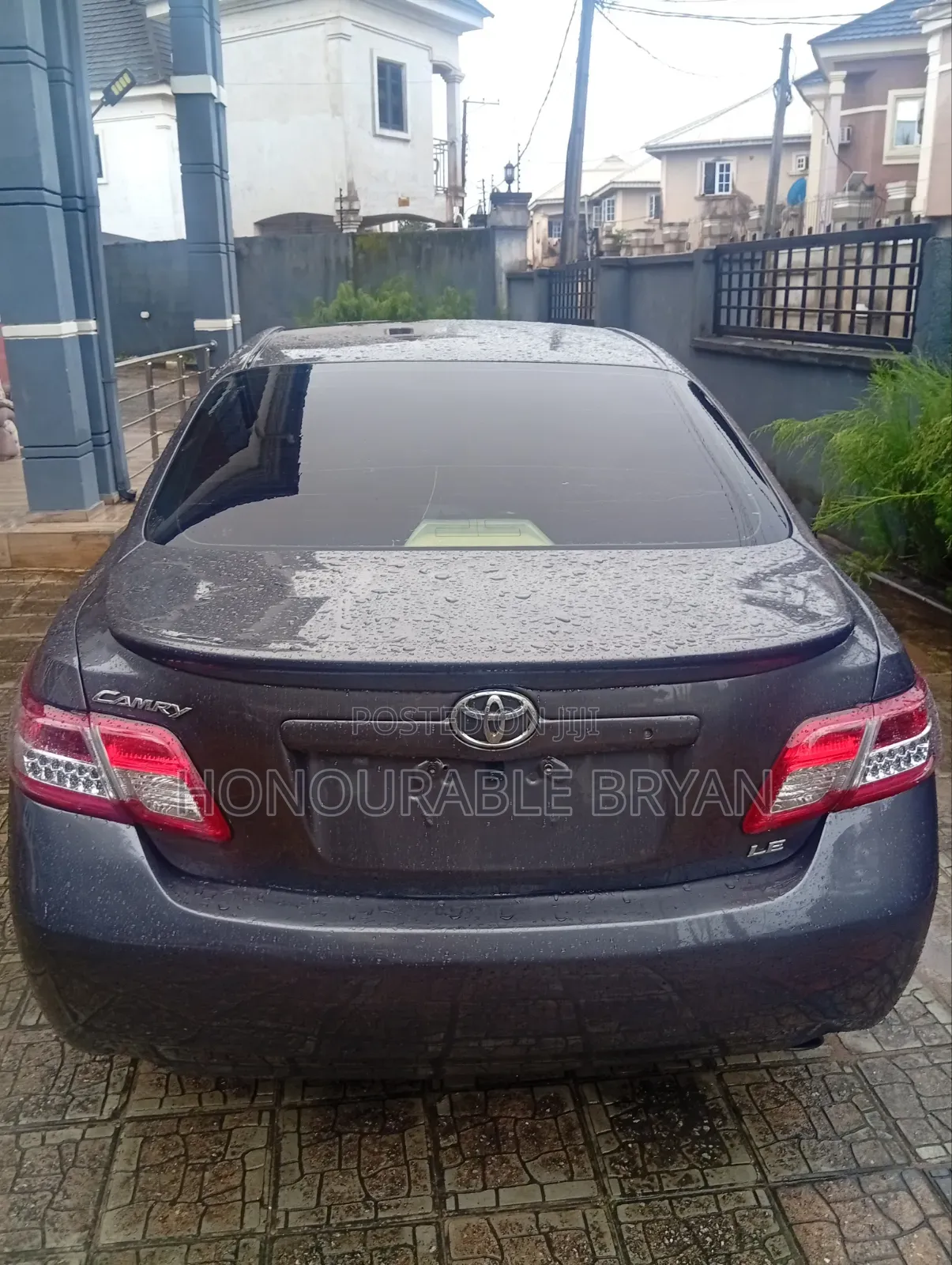 Toyota Camry LE 4dr Sedan (2.4L 4cyl 5A) 2009 Gray