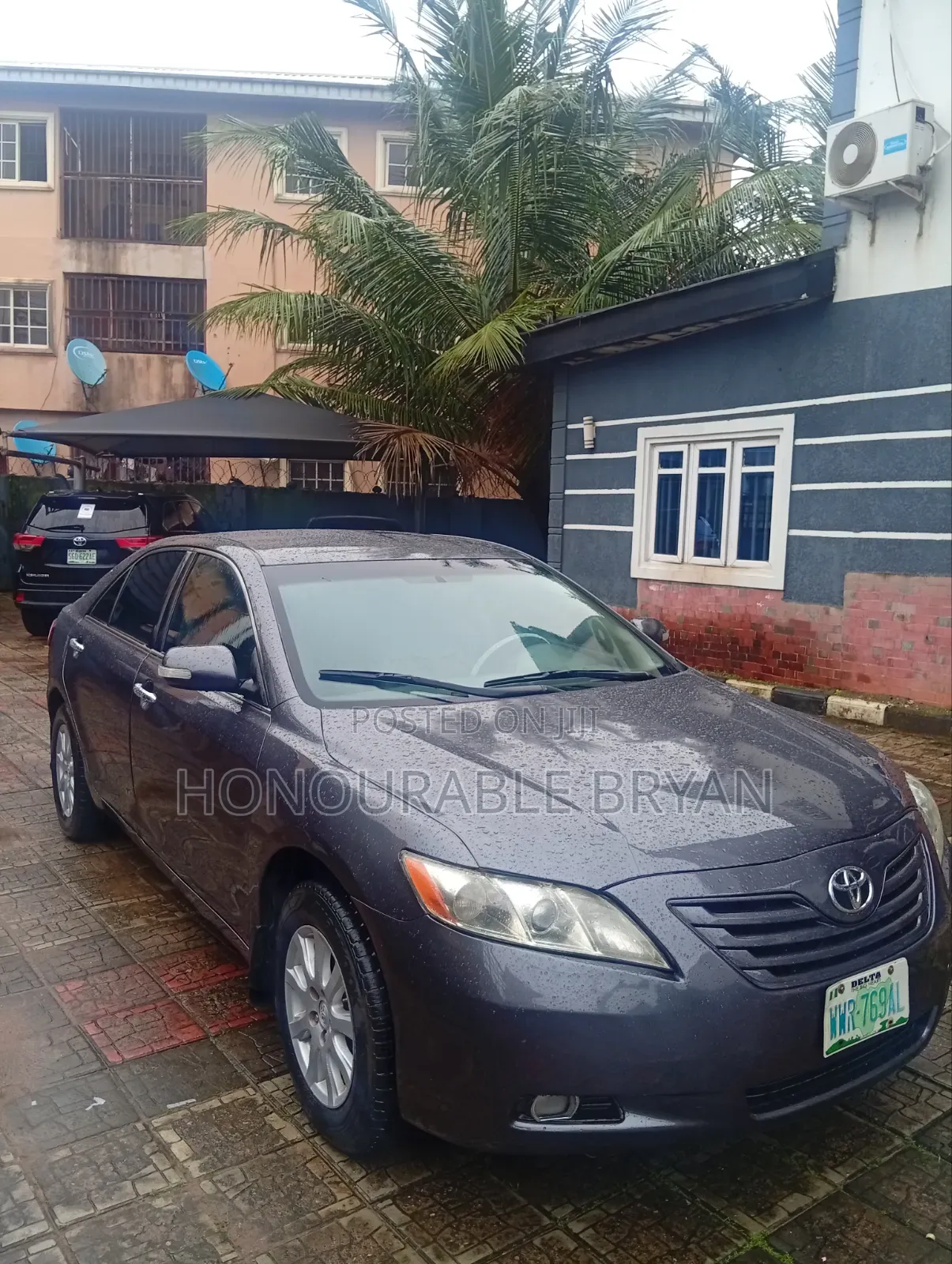 Toyota Camry LE 4dr Sedan (2.4L 4cyl 5A) 2009 Gray
