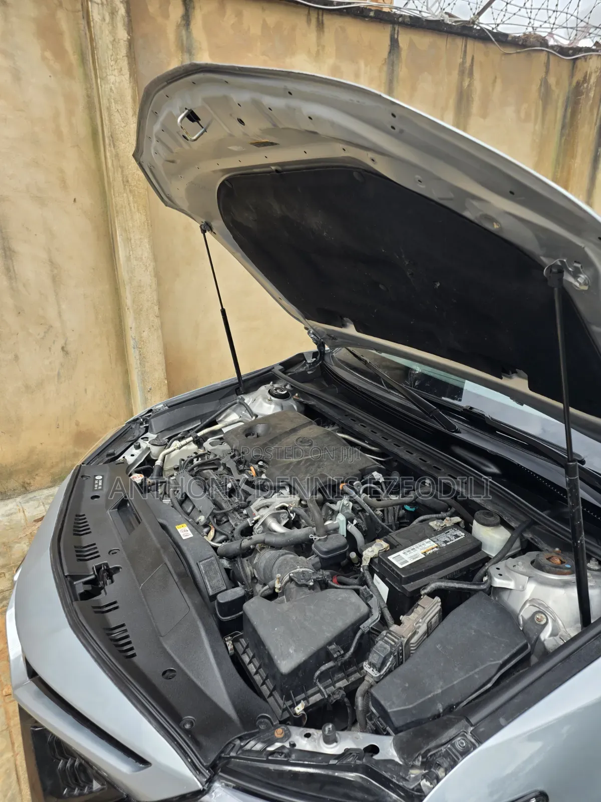 Toyota Camry SE FWD 2020 Silver