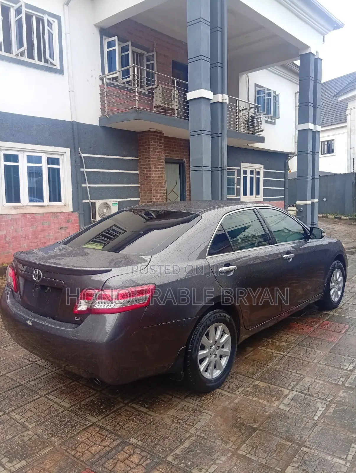 Toyota Camry LE 4dr Sedan (2.4L 4cyl 5A) 2009 Gray