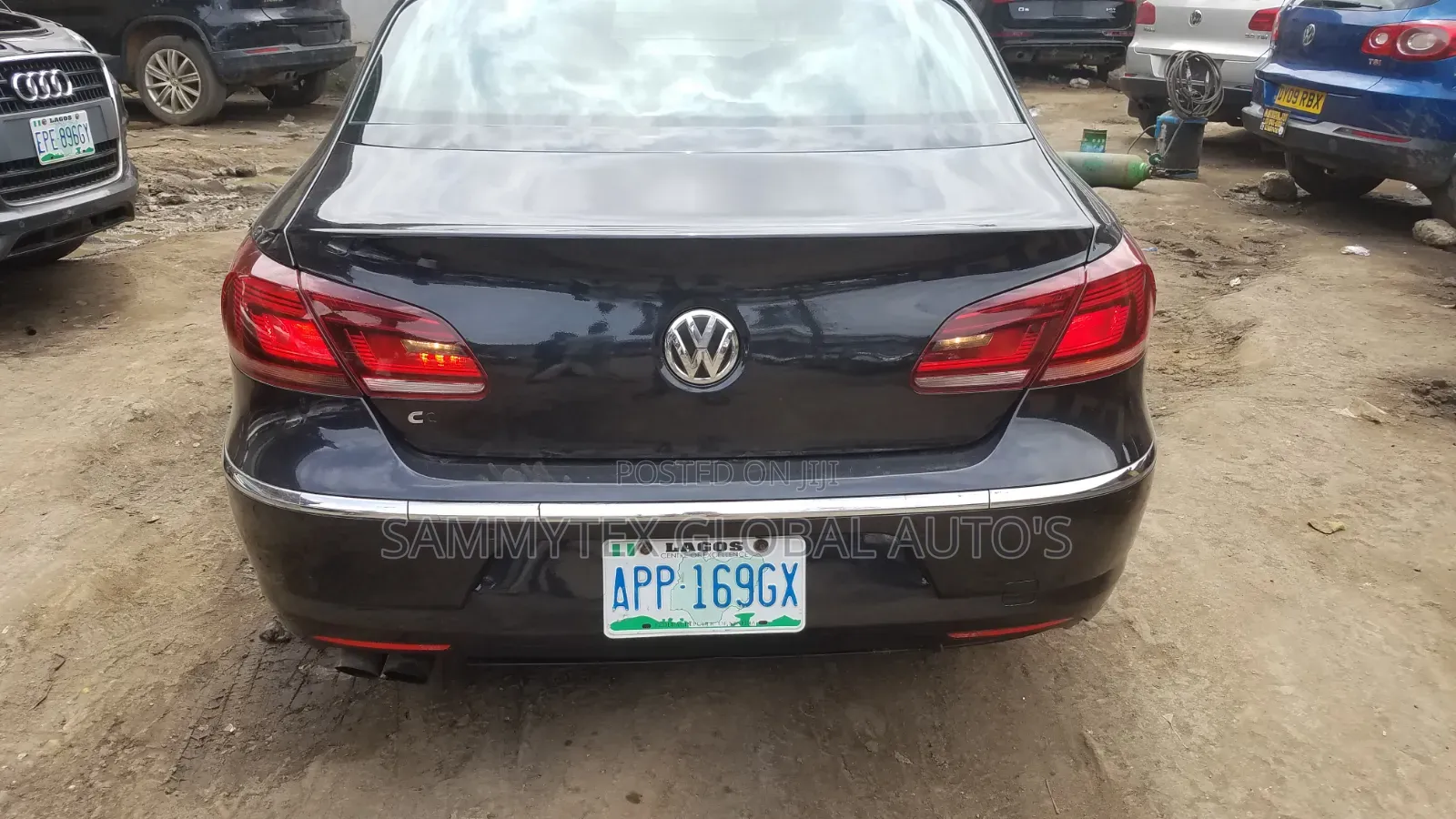 Volkswagen Passat 2014 Black