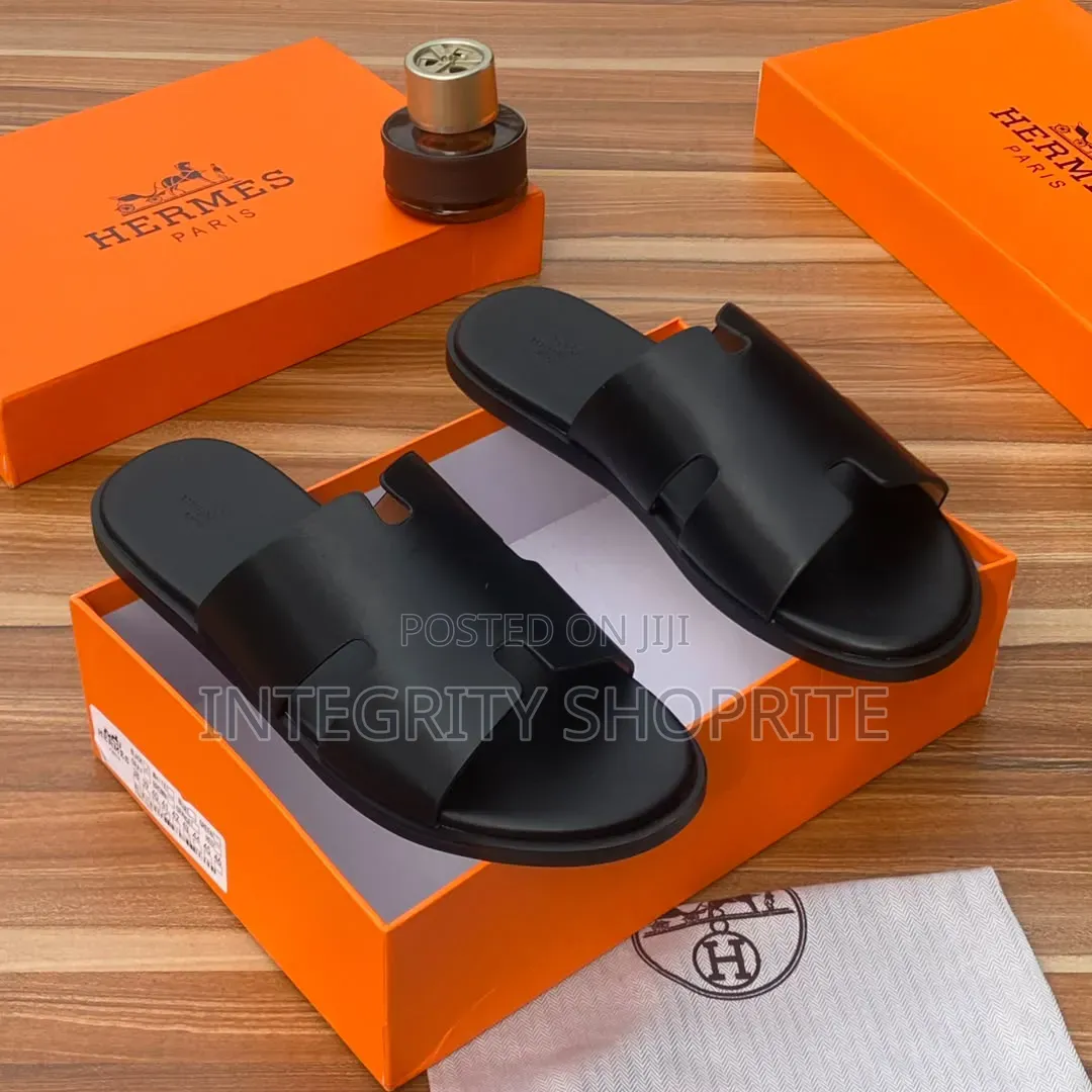 Hermès-Style Slip-on Flat Black