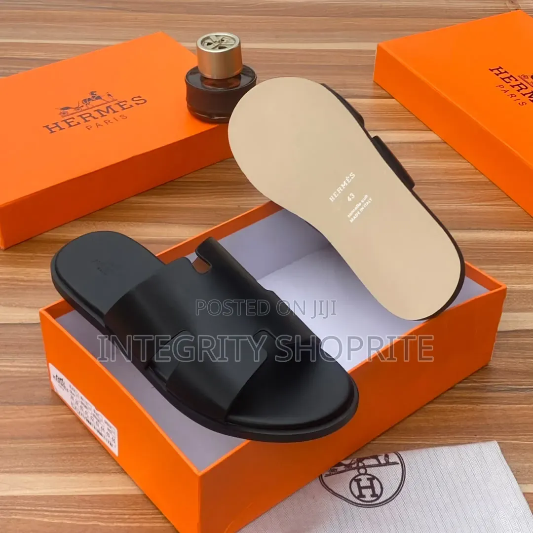 Hermès-Style Slip-on Flat Black
