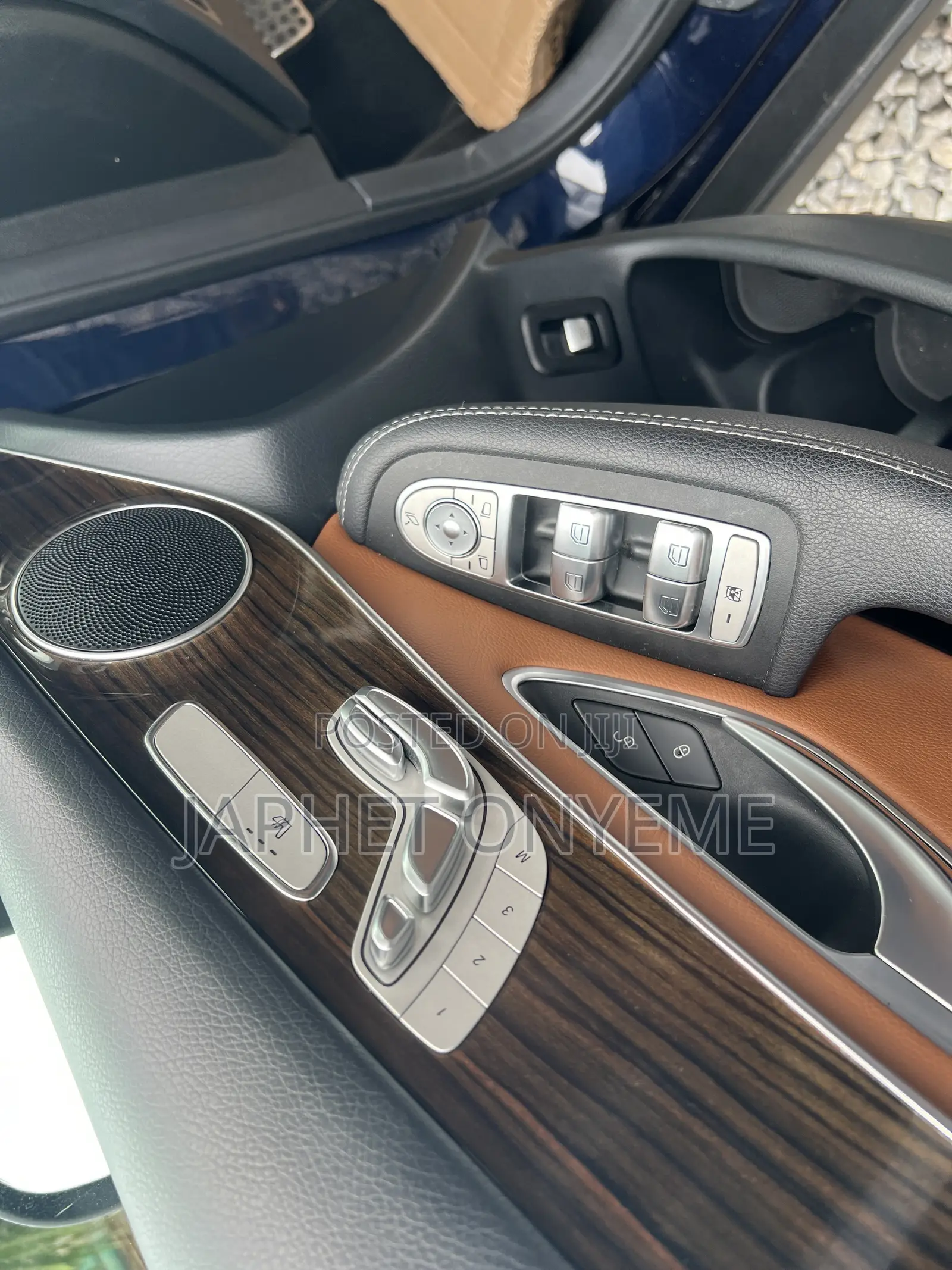 Mercedes-Benz GLC-Class 2021 Blue