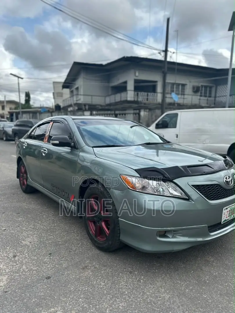 Toyota Camry SE V6 4dr Sedan (3.5L 6cyl 6AM) 2008 Green
