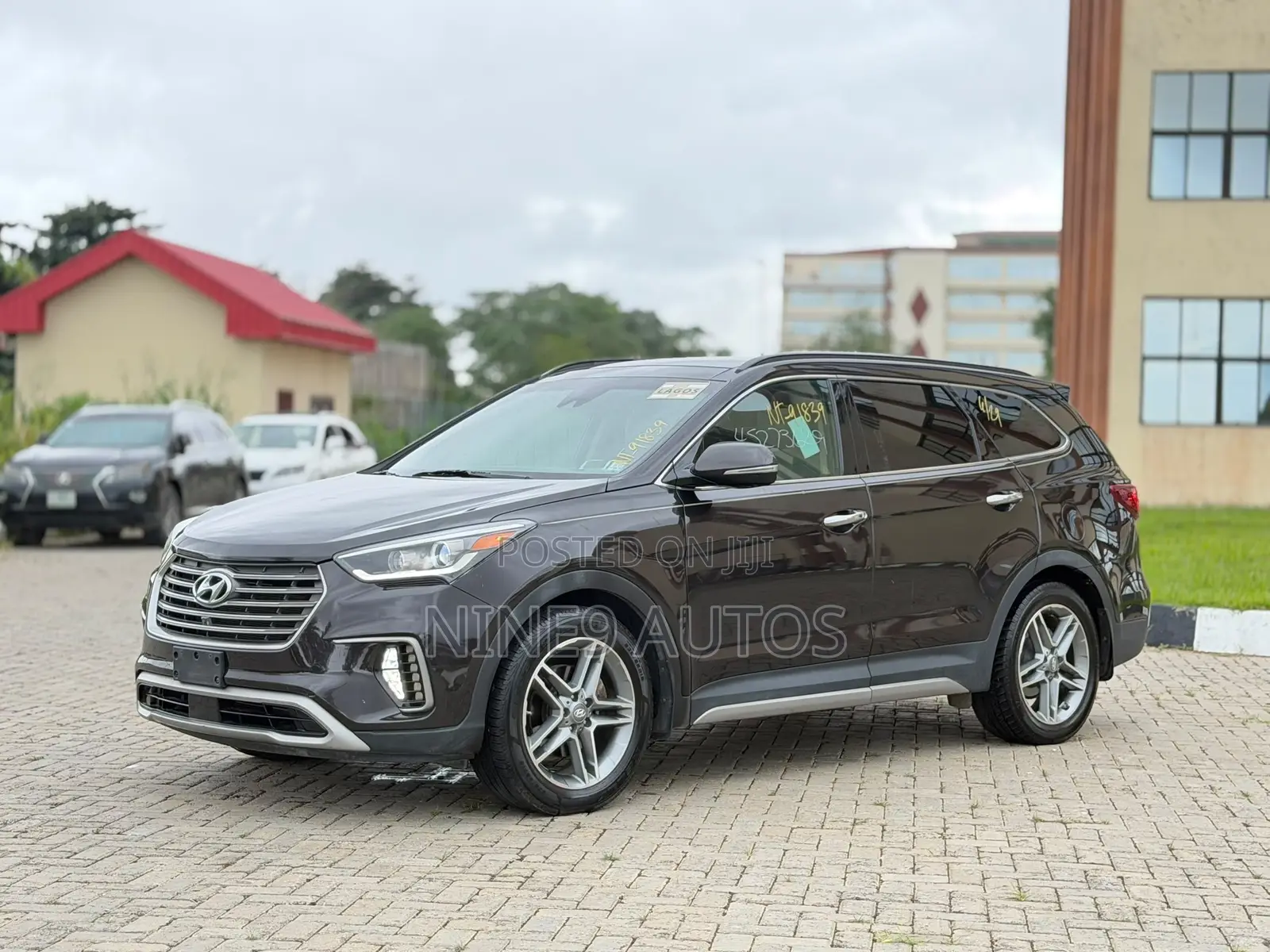 Hyundai Santa Fe Limited Ultimate AWD 2017 Brown