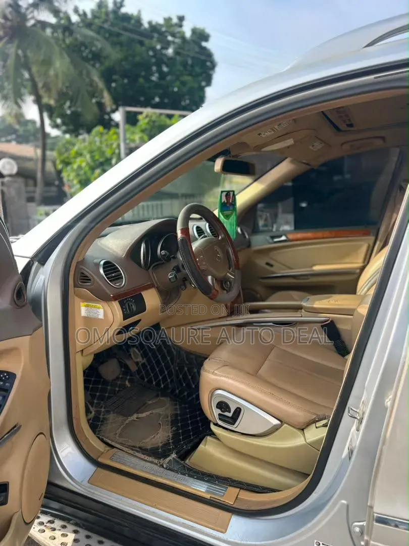 Mercedes-Benz GL-Class 2008 Silver