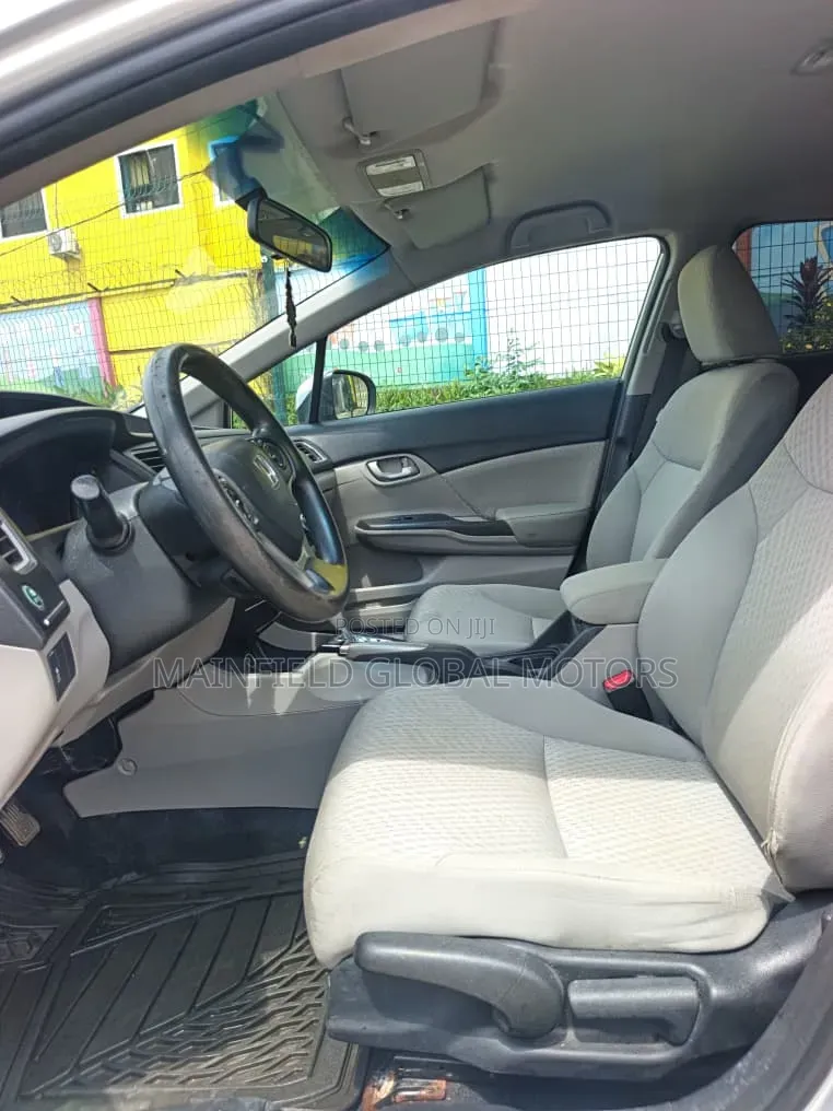 Honda Civic EX 4dr Sedan (1.8L 4cyl CVT) 2015 Silver