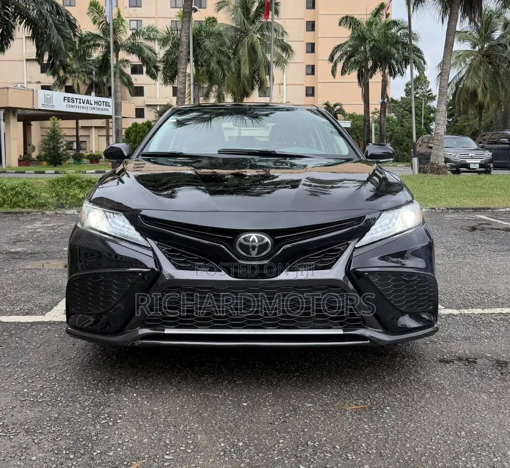 Toyota Camry XSE 2022 Black