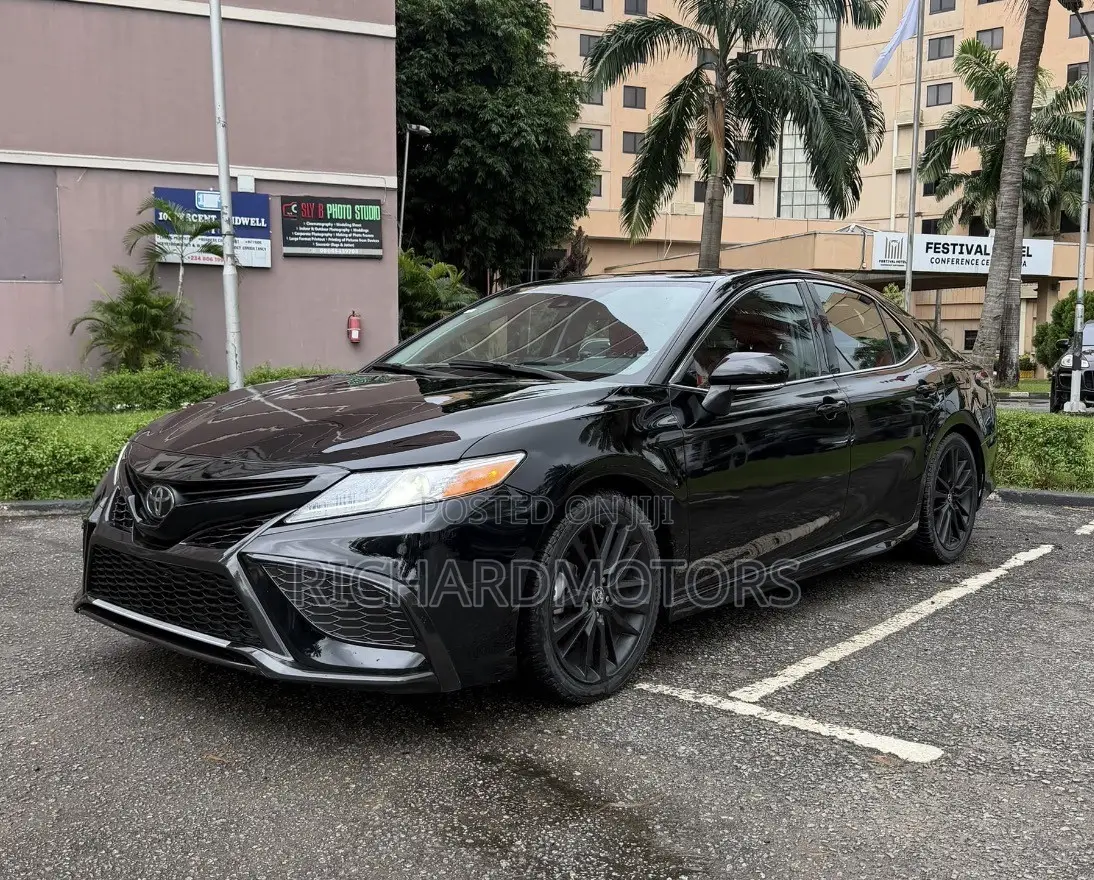 Toyota Camry XSE 2022 Black