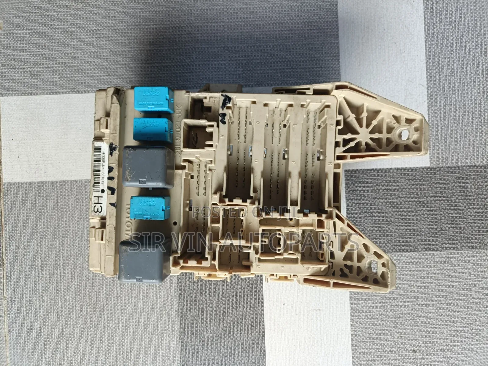 Fuse Box Toyota Highlander 2011-2013