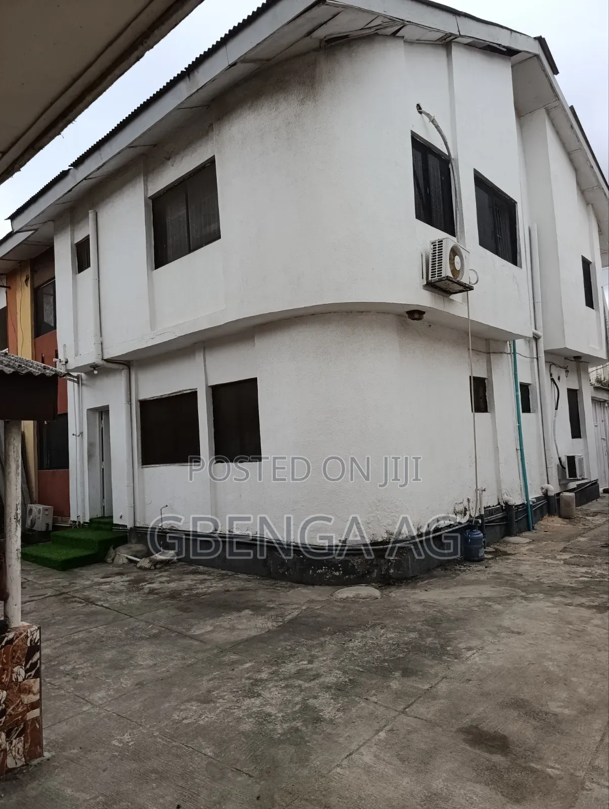 4bdrm Duplex in Omole Phase 1 for sale
