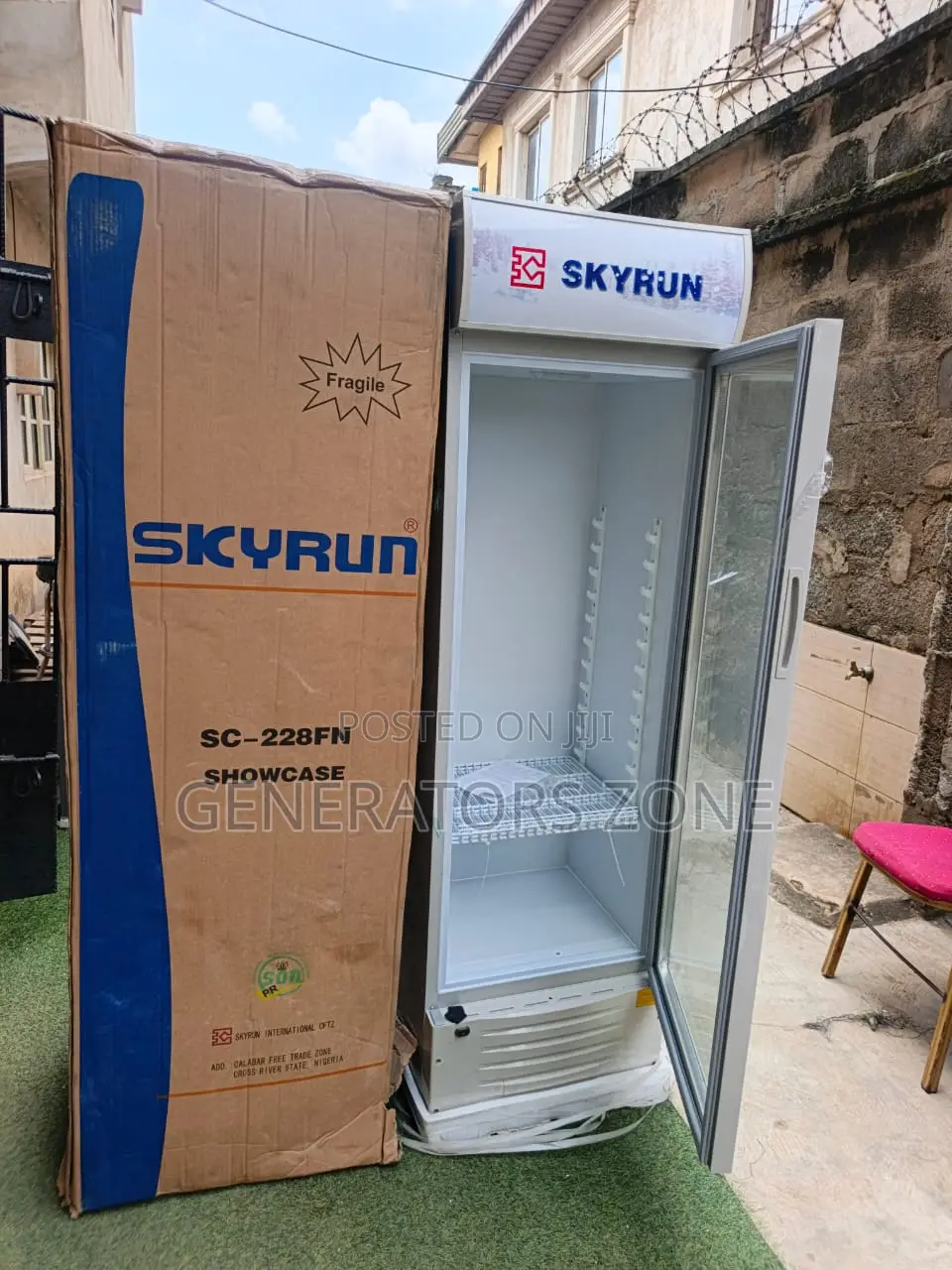Skyrun 228L Commercial Display Refrigerator