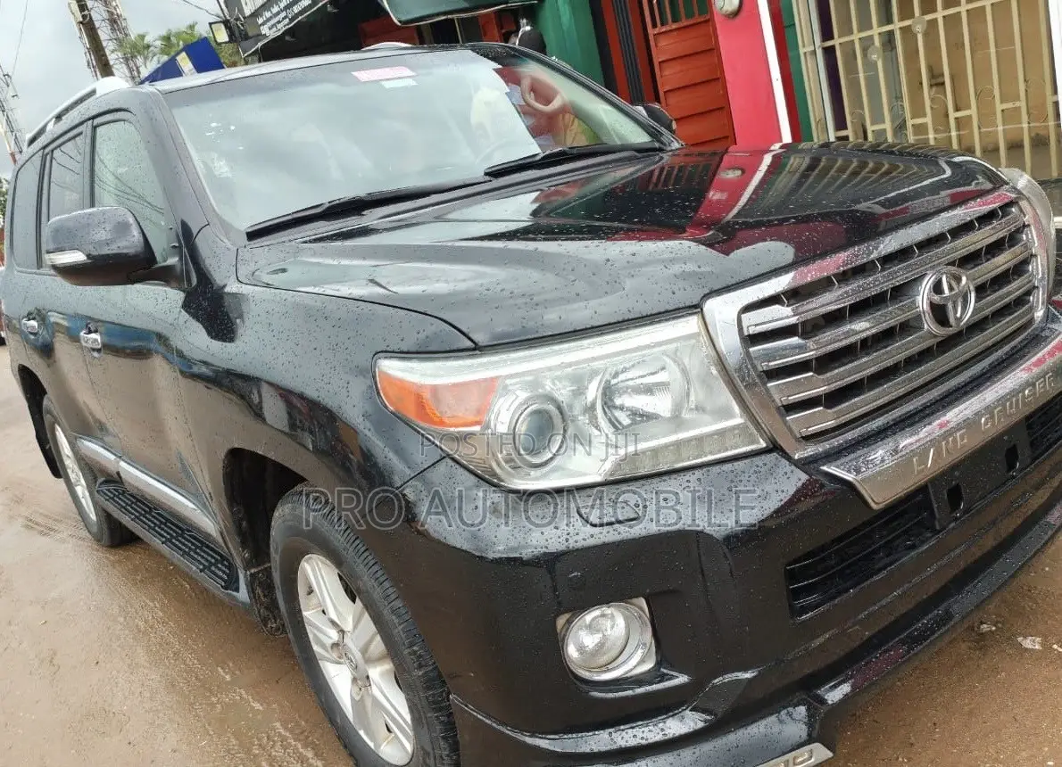 Toyota Land Cruiser 4.0 V6 GX 2015 Black