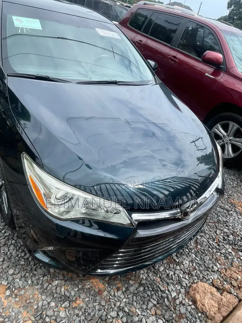 Toyota Camry LE 4dr Sedan (2.5L 4cyl 6A) 2016 Blue