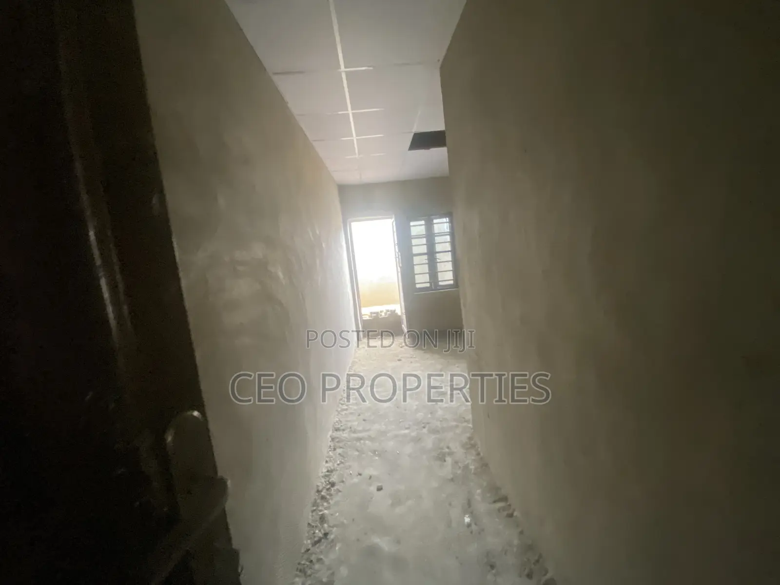 150sqm Warehouse/Store Facing Ado Road Ajah Lagos