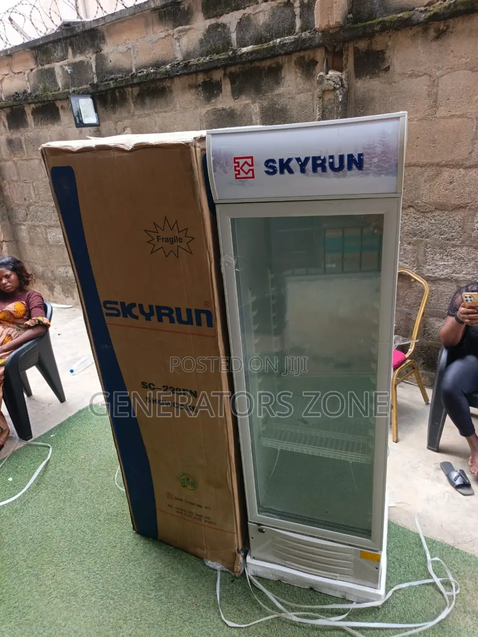 Skyrun 228L Supermarket Display Refrigerator