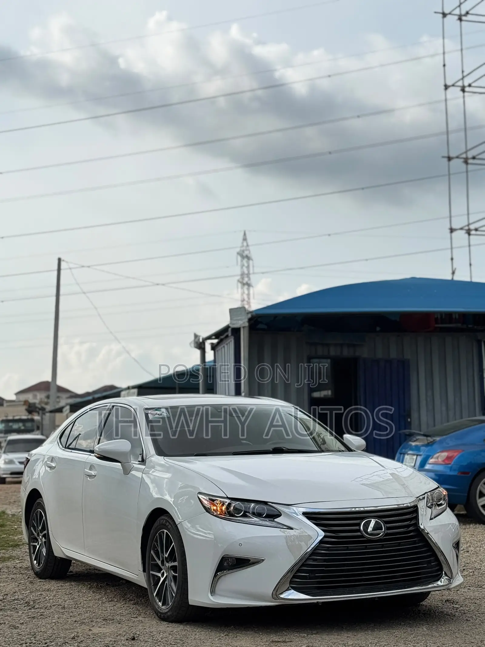 Lexus ES 350 FWD 2016 White