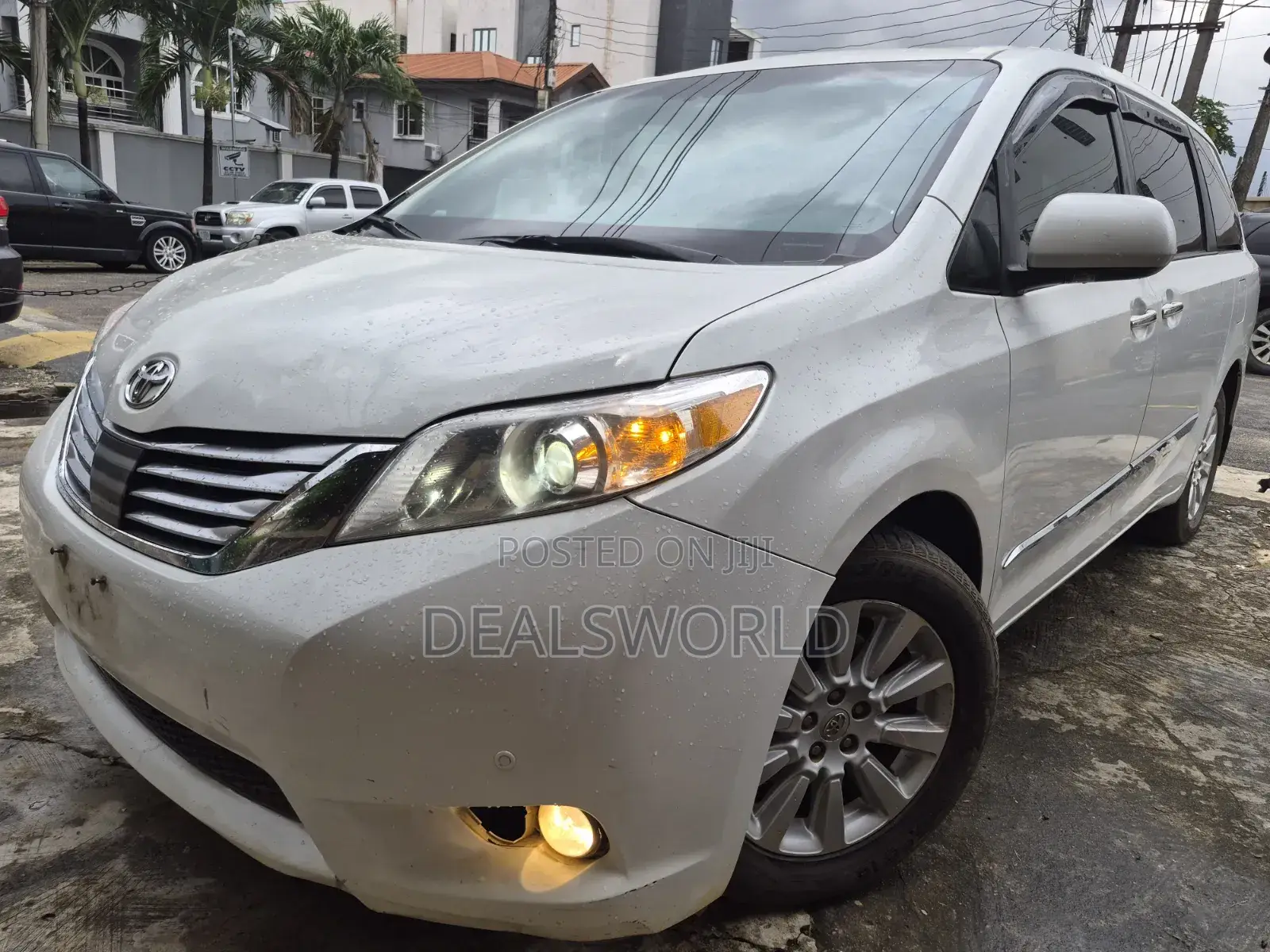 Toyota Sienna Limited 7 Passenger 2012 White