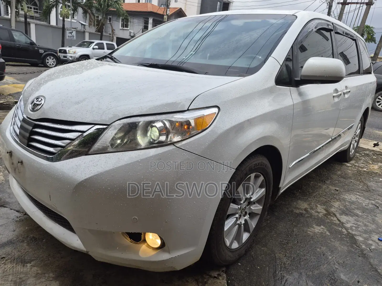 Toyota Sienna Limited 7 Passenger 2012 White
