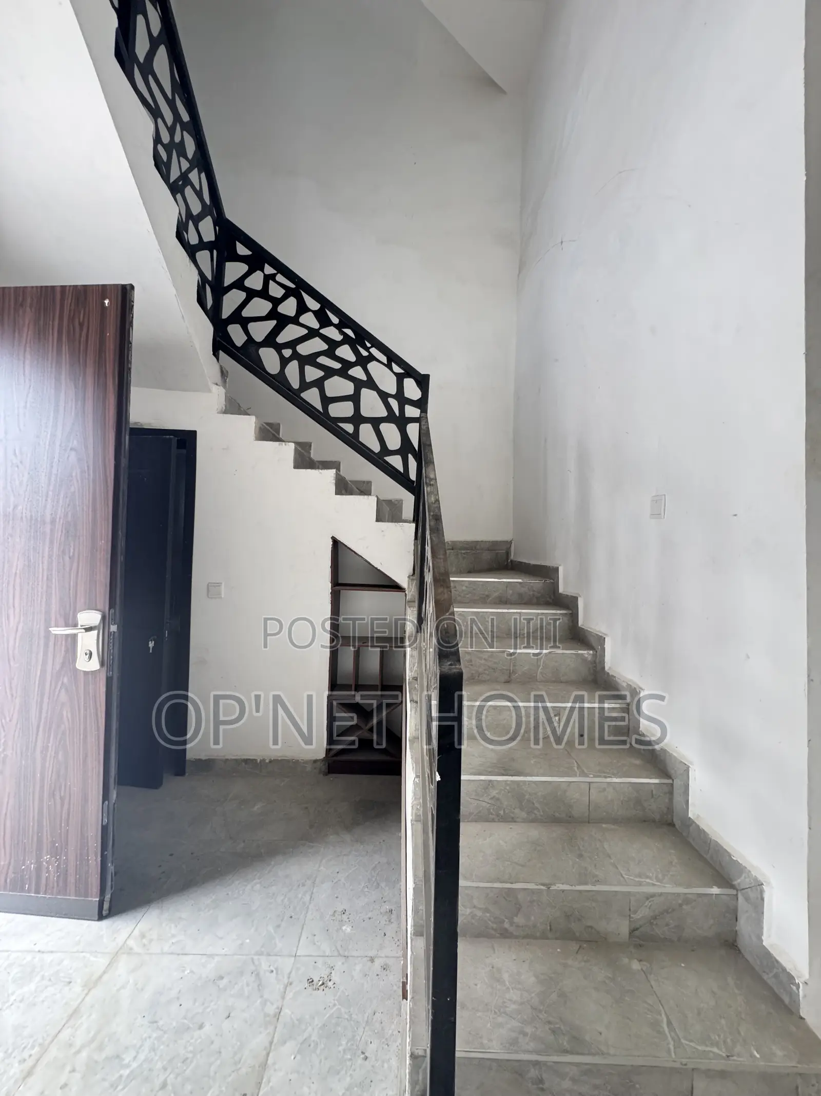 4bdrm Duplex in Lekki for sale
